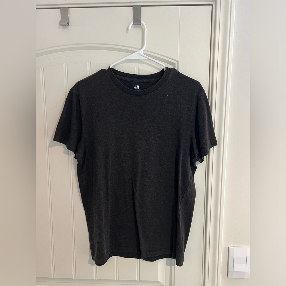 H&M Black T-Shirt